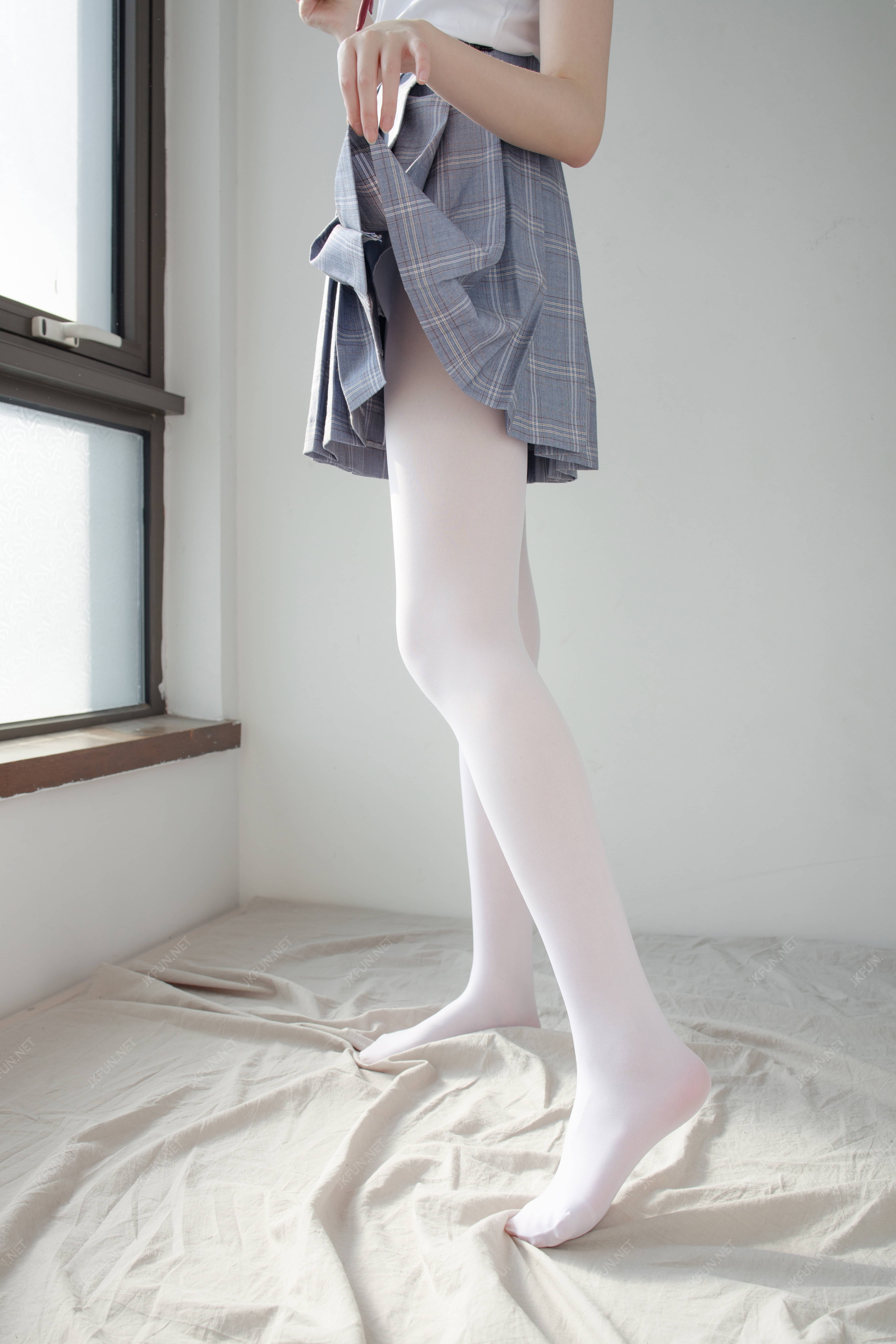 acguz_002 (1)