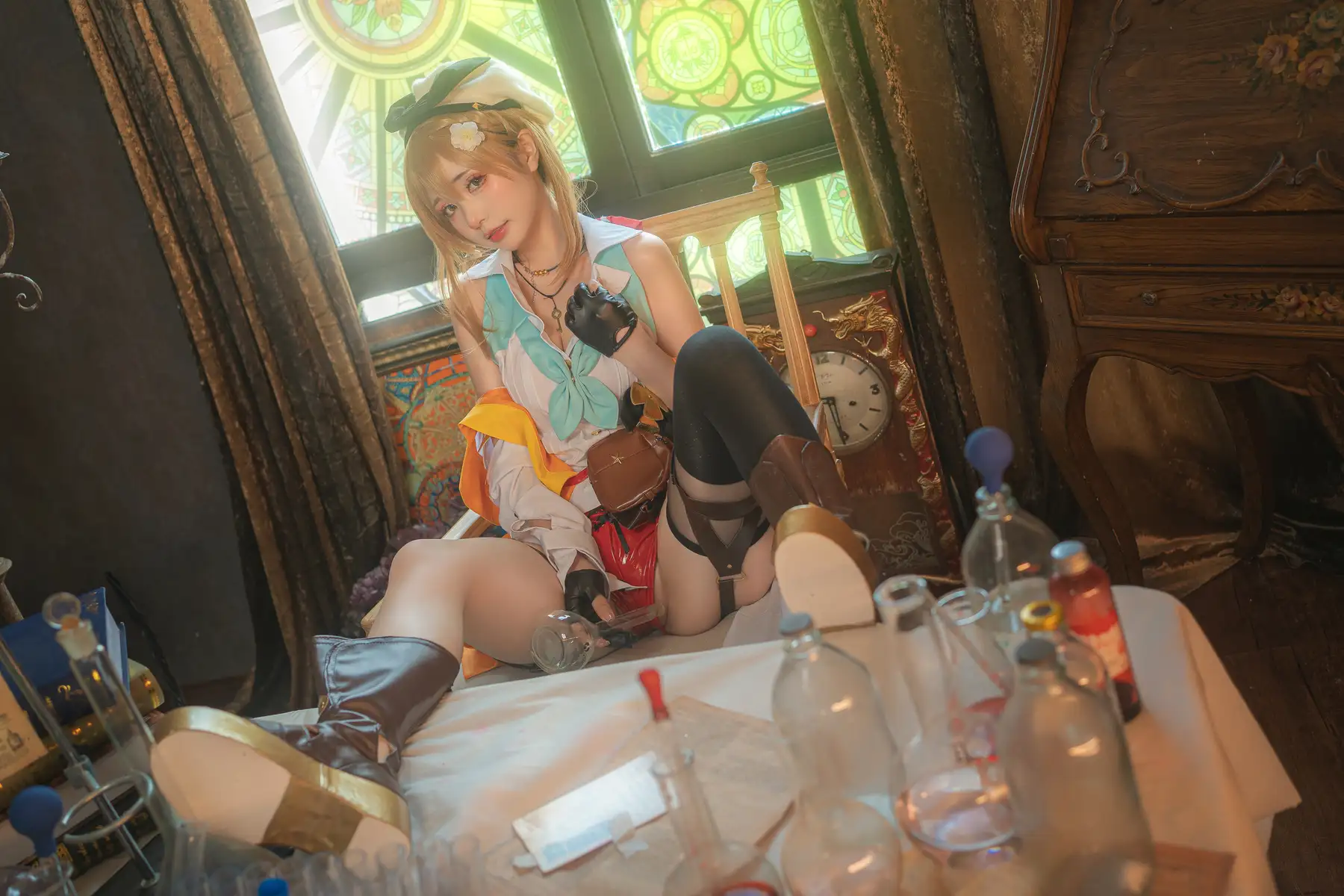 爆机少女喵小吉 – 莱莎的炼金工房2 [71P+3V/996MB]