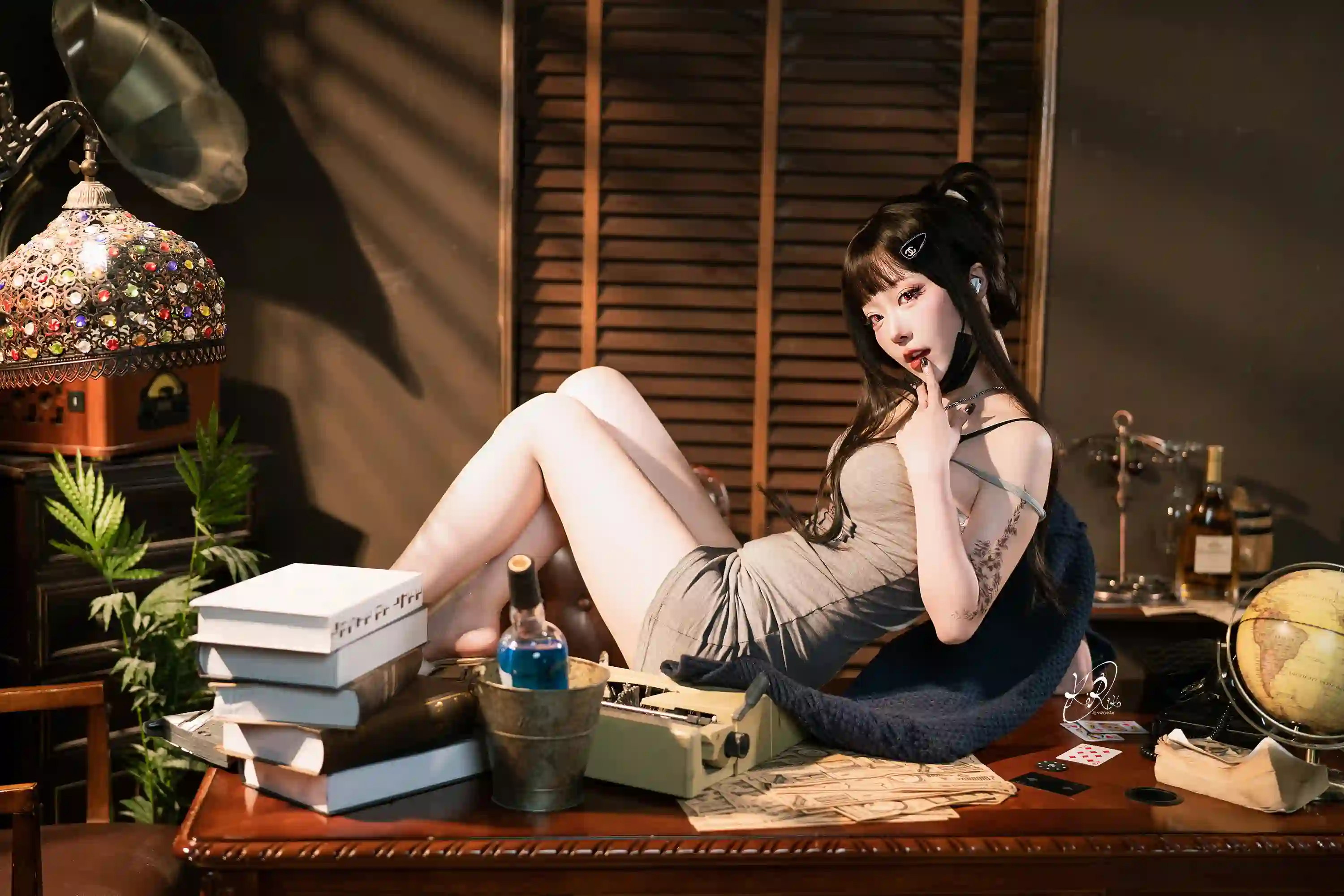 [视图]切切celia - 杀手妻子D[62P+8V/194MB]