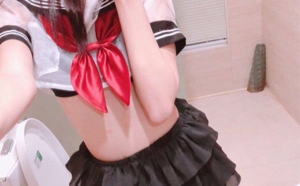 [已补][会员][草莓味的软糖呀]第三套写真[95P+4V/179MB]