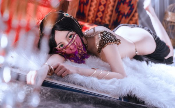 [黄金二逼王]油光酮体[25P/130MB]