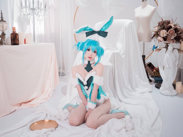 [面饼仙儿]初音兔女郎[17P/139MB]