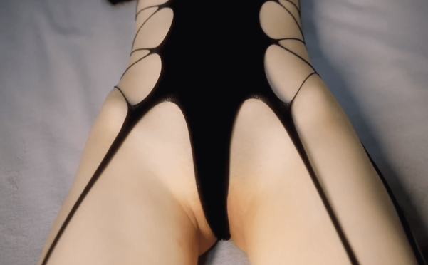 [会员][懒懒睡不醒]躺着被玩弄[1V/118MB]