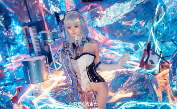 [白莉爱吃巧克力]偶像歌手 艾米莉亚[62P/484MB]