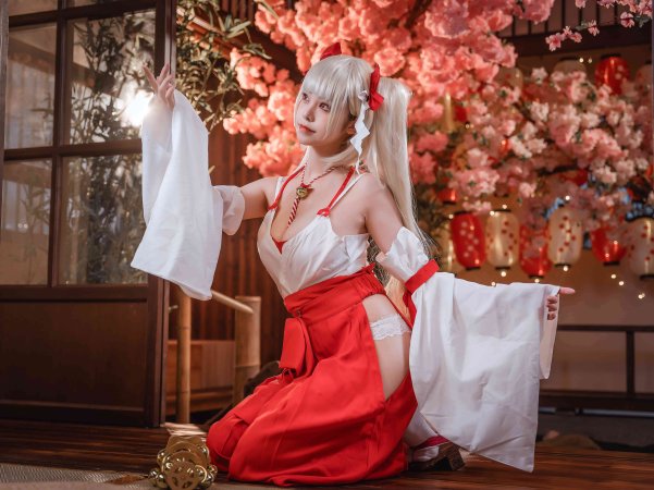 [蜜汁猫裘]可畏巫女[50P+4V/739MB]